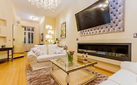 Principe Luxury Suite Next To Parliament